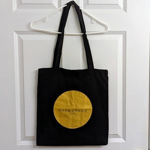 Face a face tote bag
